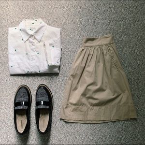 Size 0 Banana Republic Khaki Poplin Circle Skirt